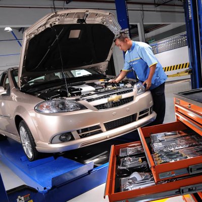 Autószerelő/Autószerviz adatbázis