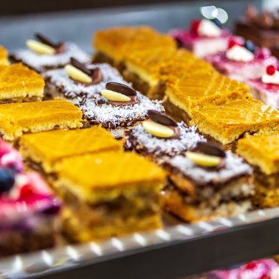 Cukrászda adatbázis