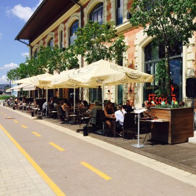 Kávézó adatbázis